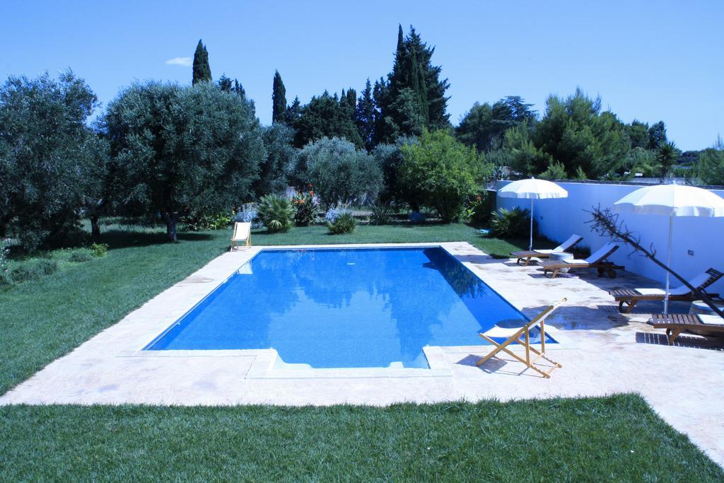 B&B Villa Giuliana Arnesano Exterior photo